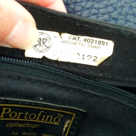 Vintage 80's Portofino Collection Pebbled Leather Navy Blue Green Trim Crossbody - Picture 11 of 15